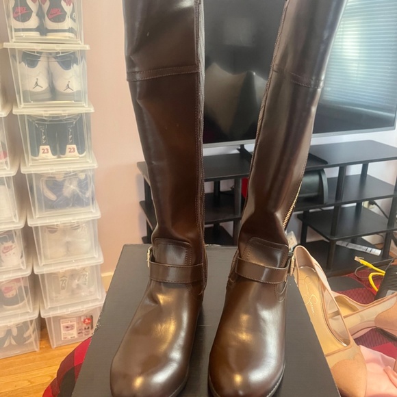 Matched Brown jacket with Liz clayborn boots. New - Picture 11 of 11